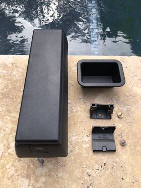 51161387031 Bmw Z3 E36 Center Console Armrest Cassette Tape Holder With Hardware