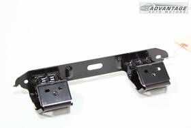 84227901 Chevrolet 2018-2021 Chevy Traverse Rear Left Headliner Roof Gas Handle Bracket Oem