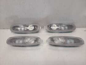 131.gm9e02 Gmc Truck 2002 Envoy Interior Roof Lights / Reading Lamps