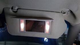 268-01938r Pontiac Passenger Right Sun Visor Illuminated Fits 03 Grand Prix 10261502