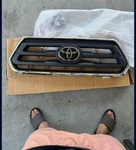 2016 - 2022 Toyota Tacoma Grille Oem With Chrome Trim And Emblem 53114 04140. Fixed Price $100.00.