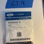 Ford Oem Roof Headlining Retainer DP5Z5452118A Fits 2013-2020 Lincoln Mkz. Fixed Price $8.50.